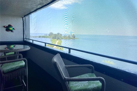 Condo in Hudson, Florida, 2 bedrooms  № 1613457 - photo 2
