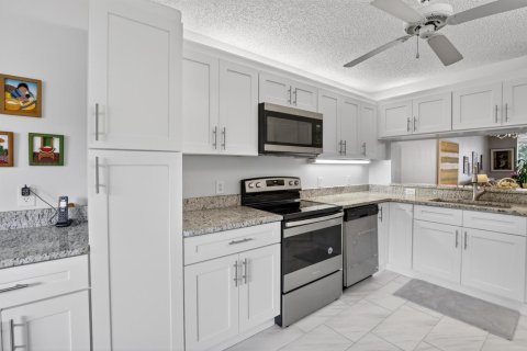 Купить кондоминиум в Санрайз, Флорида 3 комнаты, 120.77м2, № 2147219 - фото 9