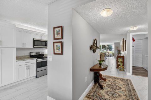 Купить кондоминиум в Санрайз, Флорида 3 комнаты, 120.77м2, № 2147219 - фото 4