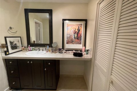 Copropriété à vendre à Hollywood, Floride: 2 chambres, 102.19 m2 № 1862086 - photo 21