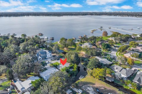 House in Belle Isle, Florida 3 bedrooms, 127.28 sq.m. № 1792905 - photo 5