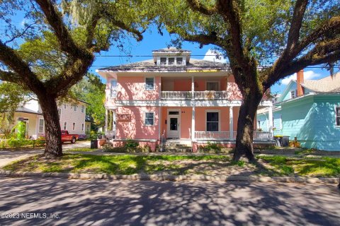 Propiedad comercial en venta en Jacksonville, Florida, 12 dormitorios, 392.98 m2 № 776293 - foto 1