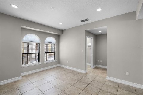 Adosado en venta en Lake Mary, Florida, 4 dormitorios, 198.07 m2 № 1803831 - foto 27