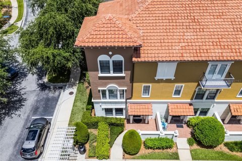 Adosado en venta en Lake Mary, Florida, 4 dormitorios, 198.07 m2 № 1803831 - foto 2