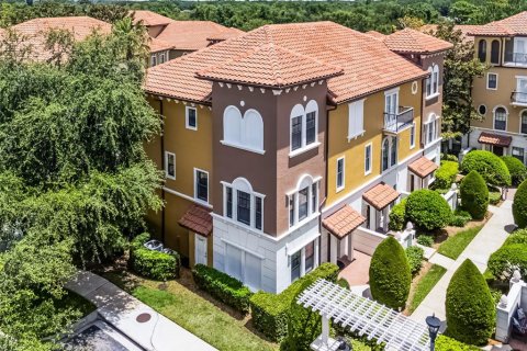 Adosado en venta en Lake Mary, Florida, 4 dormitorios, 198.07 m2 № 1803831 - foto 1