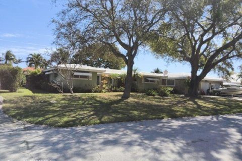 Casa en venta en Pompano Beach, Florida, 4 dormitorios, 255.02 m2 № 2383047 - foto 2