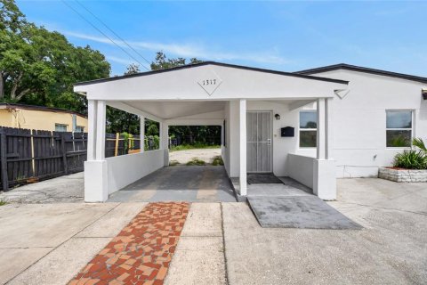 Immobilier commercial à vendre à Orlando, Floride: 71.53 m2 № 2286923 - photo 3