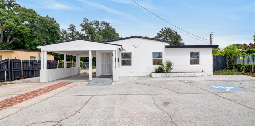 Immobilier commercial à Orlando, Floride 71.53 m2 № 2286923