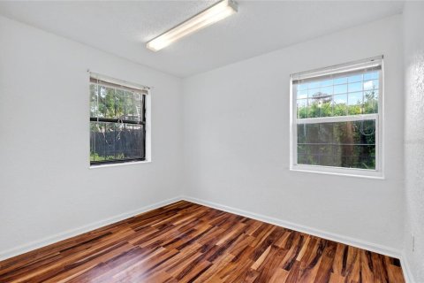 Immobilier commercial à vendre à Orlando, Floride: 71.53 m2 № 2286923 - photo 11