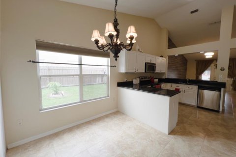 Casa en venta en Lake Mary, Florida, 3 dormitorios, 143.91 m2 № 2383614 - foto 5