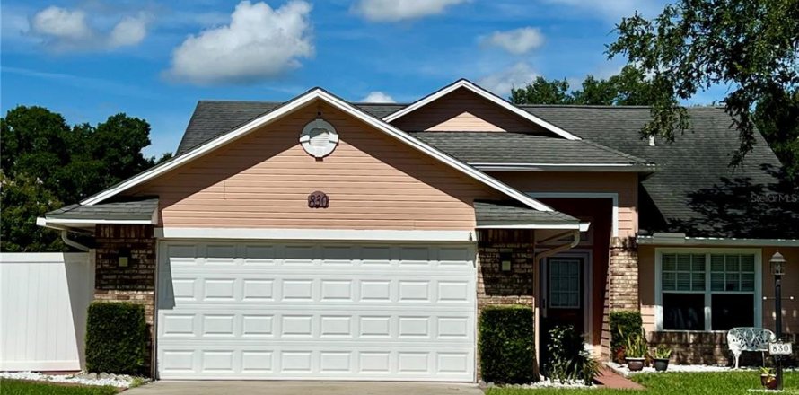 Casa en Lake Mary, Florida 3 dormitorios, 143.91 m2 № 2383614