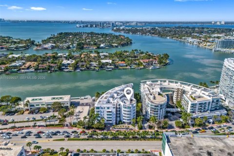 Купить кондоминиум в Майами-Бич, Флорида 2 спальни, 104.61м2, № 2007977 - фото 16