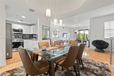 Купить кондоминиум в Дорал, Флорида 2 спальни, 121.52м2, № 1988333 - фото 5