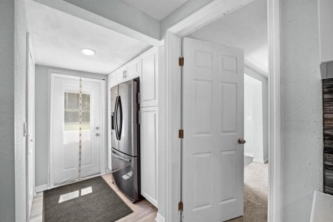 Casa en venta en Saint Petersburg, Florida, 3 dormitorios, 96.99 m2 № 2386519 - foto 14