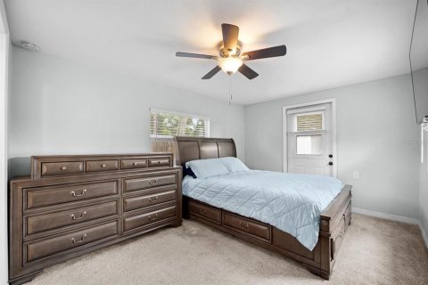Casa en venta en Saint Petersburg, Florida, 3 dormitorios, 96.99 m2 № 2386519 - foto 15