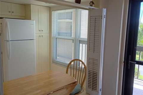 Copropriété à louer à Tarpon Springs, Floride: 2 chambres, 106.84 m2 № 2166352 - photo 11