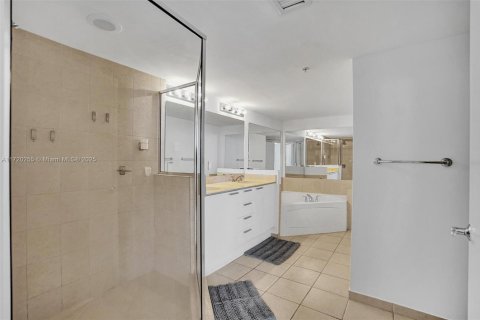 Copropriété à vendre à Sunny Isles Beach, Floride: 2 chambres, 150.78 m2 № 1691663 - photo 22