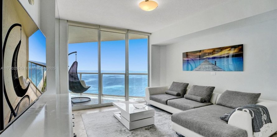 Condo à Sunny Isles Beach, Floride, 2 chambres № 1691663