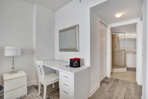 Copropriété à vendre à Sunny Isles Beach, Floride: 2 chambres, 150.78 m2 № 1691663 - photo 21