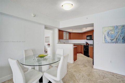 Copropriété à vendre à Sunny Isles Beach, Floride: 2 chambres, 150.78 m2 № 1691663 - photo 11