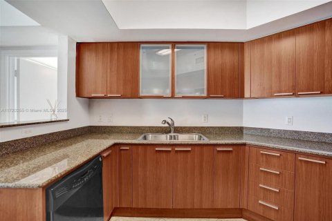 Copropriété à vendre à Sunny Isles Beach, Floride: 2 chambres, 150.78 m2 № 1691663 - photo 14