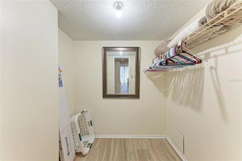 Купить кондоминиум в Сарасота, Флорида 6 комнат, 119.57м2, № 1907774 - фото 26