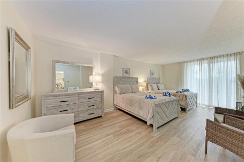 Купить кондоминиум в Сарасота, Флорида 6 комнат, 119.57м2, № 1907774 - фото 19
