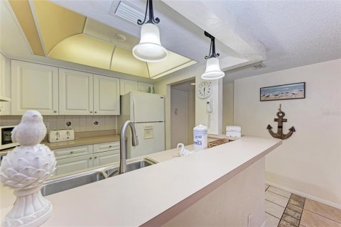 Купить кондоминиум в Сарасота, Флорида 6 комнат, 119.57м2, № 1907774 - фото 11