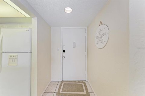 Купить кондоминиум в Сарасота, Флорида 6 комнат, 119.57м2, № 1907774 - фото 7
