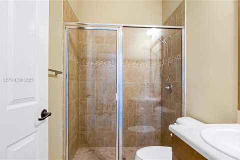 Снять в аренду виллу или дом в Купер-Сити, Флорида 4 спальни, 215.53м2, № 1989388 - фото 20