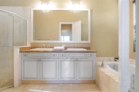Снять в аренду виллу или дом в Купер-Сити, Флорида 4 спальни, 215.53м2, № 1989388 - фото 15