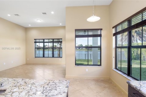 Снять в аренду виллу или дом в Купер-Сити, Флорида 4 спальни, 215.53м2, № 1989388 - фото 11