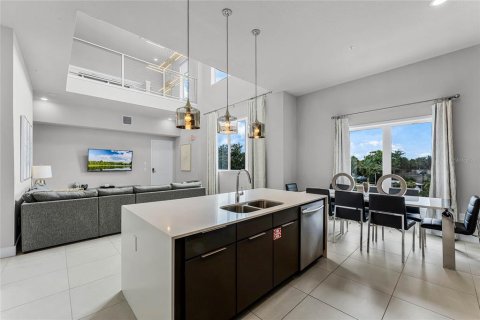 Condo in Four Corners, Florida, 4 bedrooms  № 1353195 - photo 6
