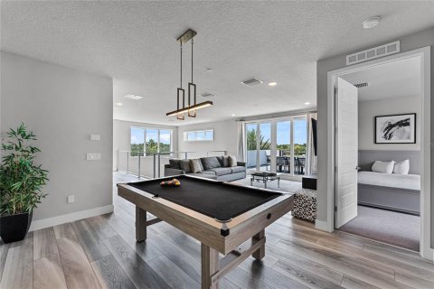 Condo in Four Corners, Florida, 4 bedrooms  № 1353195 - photo 11