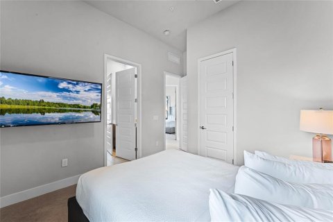 Condo in Four Corners, Florida, 4 bedrooms  № 1353195 - photo 19