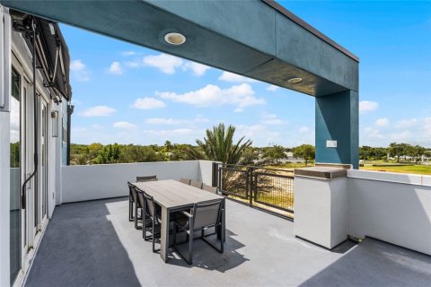 Condo in Four Corners, Florida, 4 bedrooms  № 1353195 - photo 26
