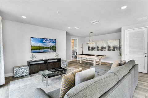 Condo in Four Corners, Florida, 4 bedrooms  № 1353195 - photo 10