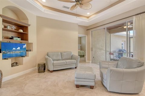 Купить виллу или дом в Сарасота, Флорида 12 комнат, 210.05м2, № 1900552 - фото 15