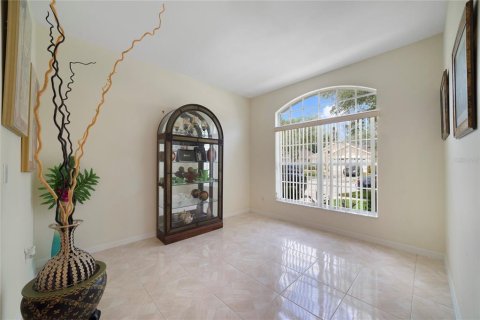 House in Orlando, Florida 4 bedrooms, 179.12 sq.m. № 2224512 - photo 5