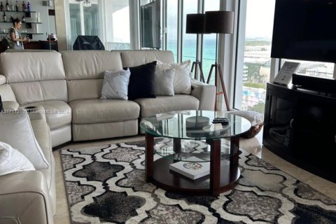 Condo à Miami Beach, Floride, 2 chambres № 2154637