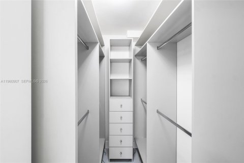 Condo in Highland Beach, Florida, 2 bedrooms  № 2053061 - photo 19