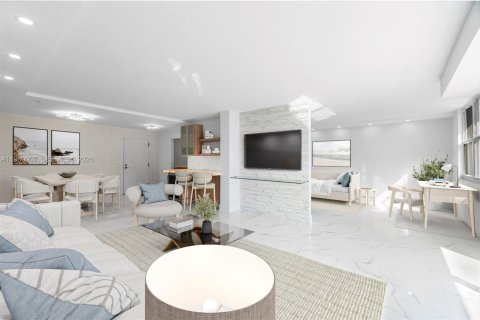 Condo in Highland Beach, Florida, 2 bedrooms  № 2053061 - photo 13