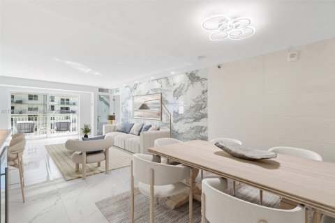 Condo in Highland Beach, Florida, 2 bedrooms  № 2053061 - photo 14