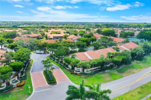 Townhouse in Boca Raton, Florida 3 bedrooms, 169.36 sq.m. № 1809119 - photo 25