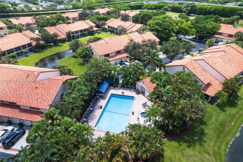 Townhouse in Boca Raton, Florida 3 bedrooms, 169.36 sq.m. № 1809119 - photo 23