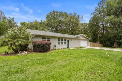 Casa en Gainesville, Florida 4 dormitorios, 182.09 m2 № 2291104