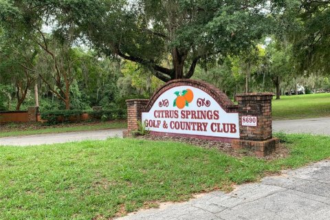 House in Citrus Springs, Florida 4 bedrooms, 215.53 sq.m. № 1678258 - photo 9