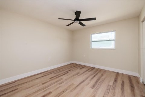 Condominio en venta en Redington Beach, Florida, 1 dormitorio, 52.49 m2 № 2118892 - foto 18