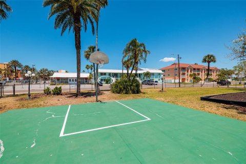 Condominio en venta en Redington Beach, Florida, 1 dormitorio, 52.49 m2 № 2118892 - foto 25