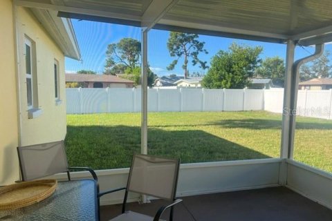 Villa ou maison à louer à Venice, Floride: 2 chambres, 79.71 m2 № 2341802 - photo 16